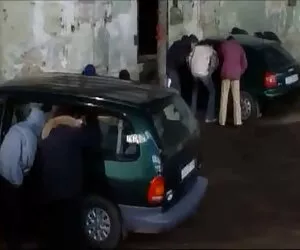 წყვილი პირში აღება მსუქანი, მოყვრული, მილფი, დიდი ლამაზი ქალები
