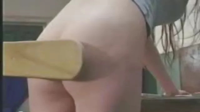ქალი ვიდეო კამერა